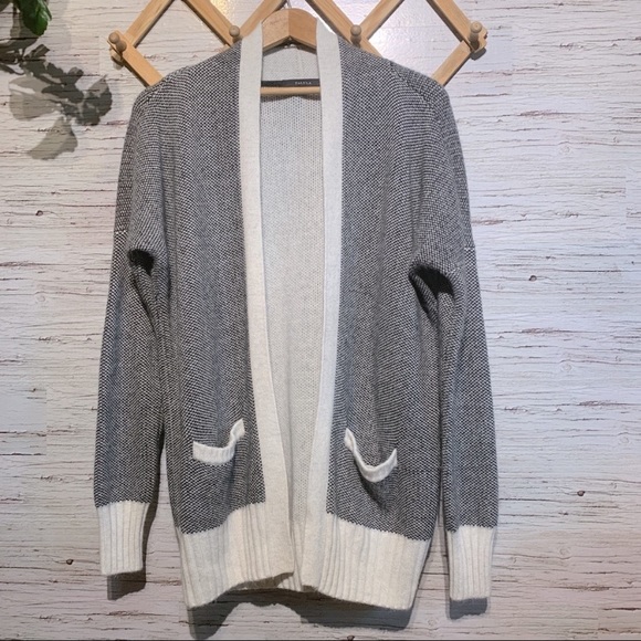 Aritzia Talula Lenox Sweater - Picture 2 of 5